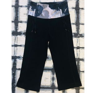 Lululemon Athletica Capri Size 4